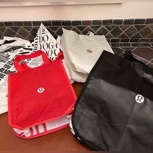 Lululemon bags all sizes-only used to bring items home from store